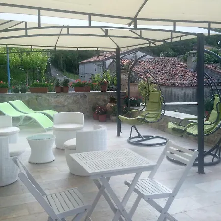 Oda ve Kahvaltı Antico Borgo San Francesco Longi